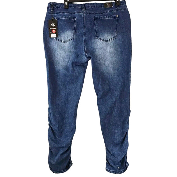 American Bazi ~Woman Plus Size 3X~ Blue Denim Skinny Jeans Stretch NWT. - Picture 3 of 11